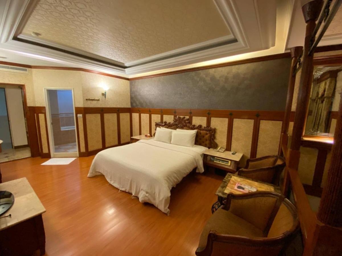 I Travel Motel - II Kaohsiung Eksteriør bilde