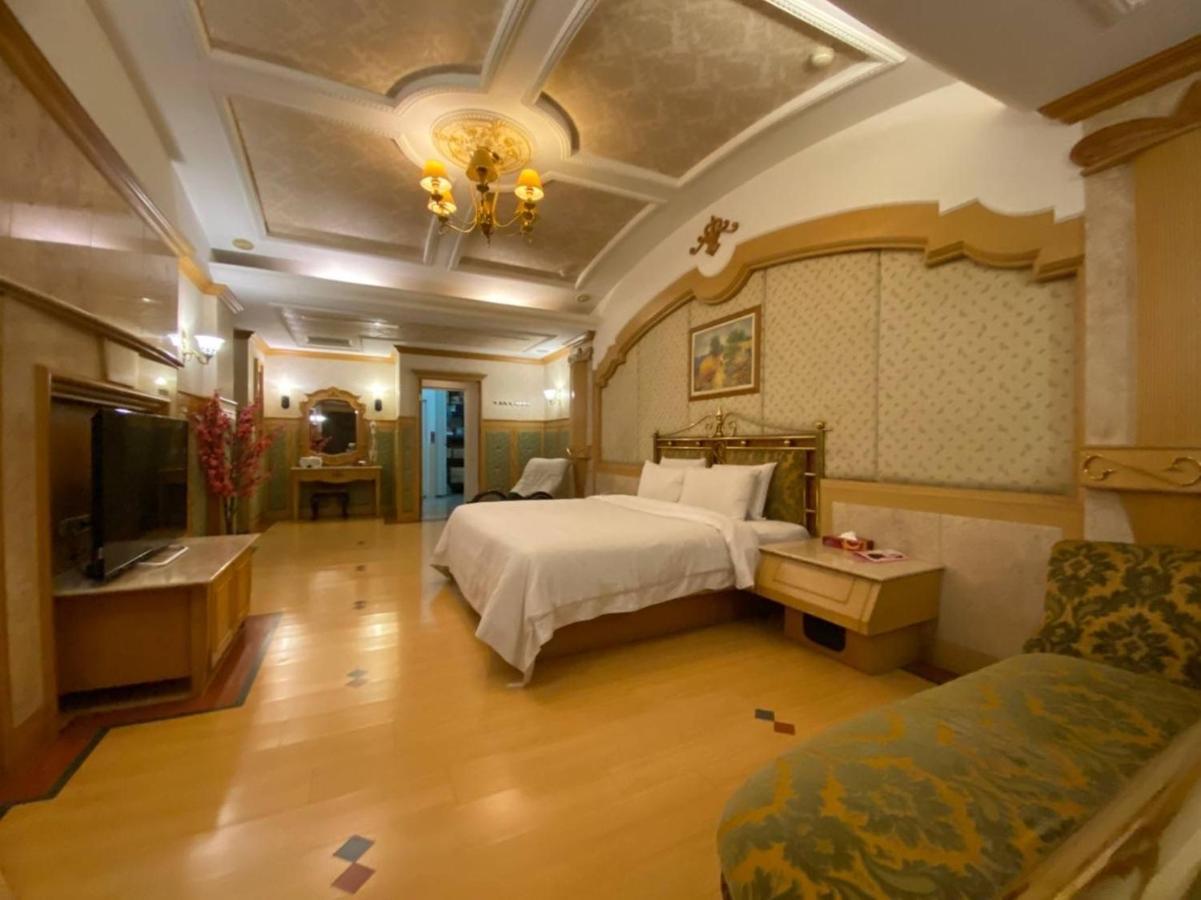 I Travel Motel - II Kaohsiung Eksteriør bilde